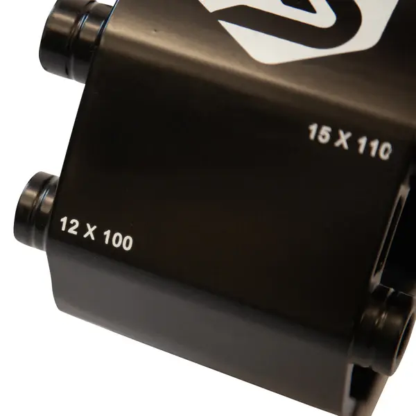 KIT DE SOPORTE PARA HORQUILLA DE BIBICLETA PARA EJE PASANTE SARIS TRAPS .webp