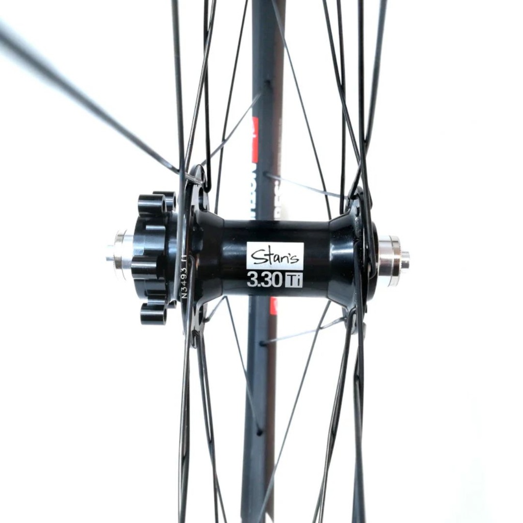 JUEGO DE RINES STAN'S 27,5" VALOR 3.30TI DEL QR/15X100mm TRA QR 135mm SHI